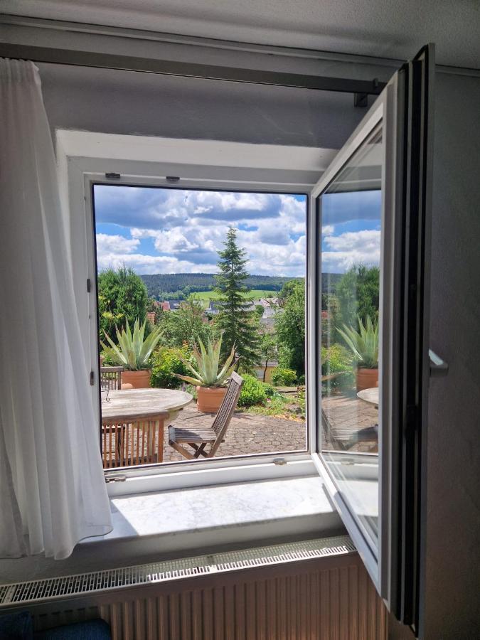 Ferienwohnung Am Sonnigen Haimberg Fulda Exterior foto